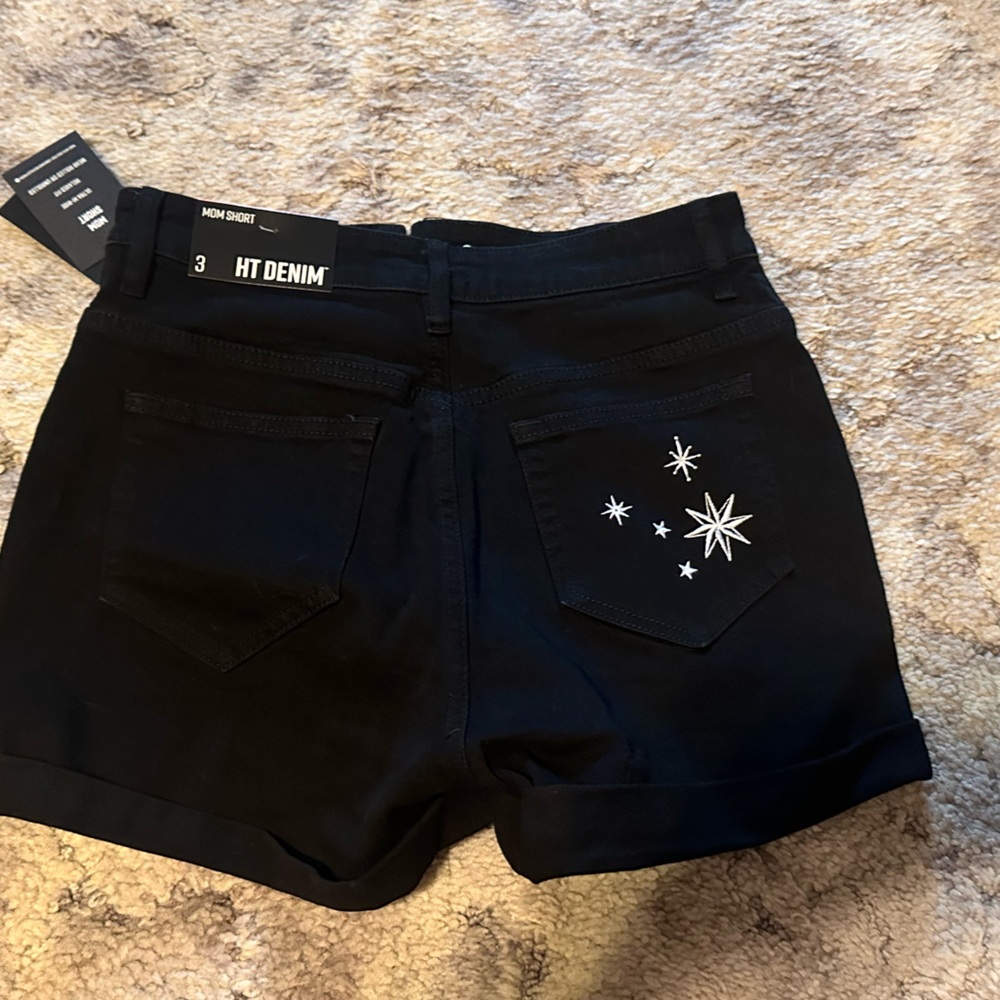 Hot Topic mom shorts size 3